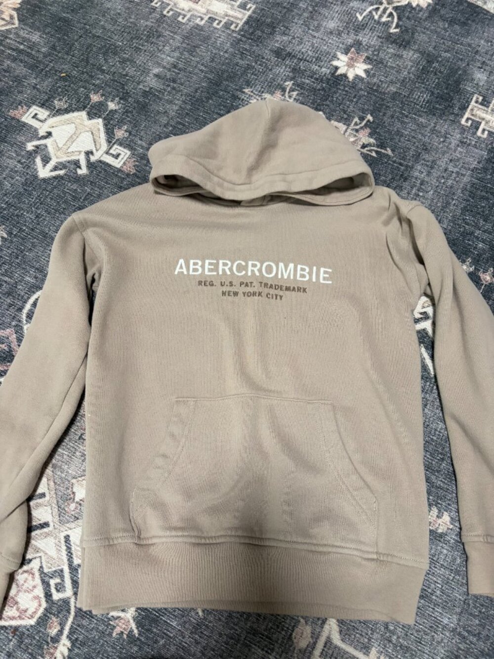 Boys Abercrombie & Fitch Bundle 4 Size 11/12 Sweater, Sweatshirt, 2 Zip Up GUC - Picture 4 of 7